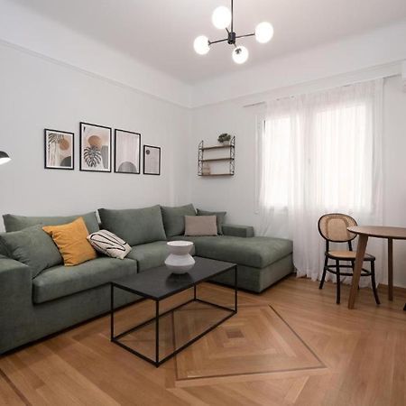Vibrant Urban Getaway: Modern 1-Bedroom Near Bars, Parks, And Metro Atenas Exterior foto